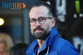 Jason Lee Net Worth: A Journey Through His Diverse Career