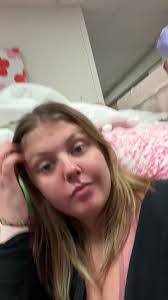 Olivia Griggs's Instagram, Twitter & Facebook