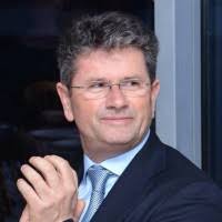 100+ "Minadakis" profiles