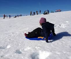 Considerada a região de maior altitude, o parque nacional da serra da estrela possui a segunda maior montanha de portugal, perdendo apenas para. Serra Da Estrela Uma Ida A Neve E Uma Ma Experiencia Na Restauracao Diario Da Pikitim