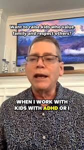 𝐖𝐚𝐧𝐭 𝐭𝐨 𝐑𝐚𝐢𝐬𝐞 𝐊𝐢𝐝𝐬 𝐰𝐡𝐨 𝐯𝐚𝐥𝐮𝐞 𝐟𝐚𝐦𝐢𝐥𝐲 𝐚𝐧𝐝  𝐫𝐞𝐬𝐩𝐞𝐜𝐭 𝐨𝐭𝐡𝐞𝐫𝐬?, Teaching kids honor is key to building  respect and strong family values. Here’s how:, ✅ Start with an ""Honor  Check""