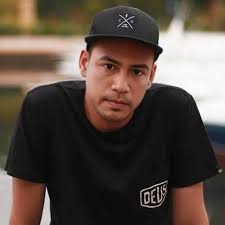 🇸🇮 Slovenia fans holding Messi shirt during their game against Portugal