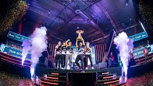 Wasdin was 21 and newly married when he enlisted in the navy. Dota 2 Team Secret Gewinnen Beyond Epic 6 Titel In Folge