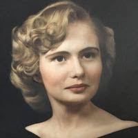 Carolyn Bidwell's Instagram, Twitter & Facebook