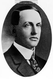 Taber Davis's Instagram, Twitter & Facebook