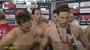 Nella prima giornata di gare la staffetta 4x100m stile libero maschile si è qualificata per la finale con il terzo tempo, 3'13″61, a pari merito con la russia. Italia Staffetta Maschile 4x100 Misti Europei Di Nuoto Londra 2016 Youtube