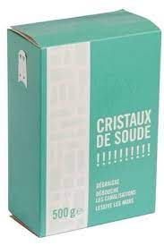 Mélangez jusqu'à l'obtention d'une pâte légèrement épaisse. Les Cristaux De Soude Pour Raviver La Blancheur Cristaux De Soude Blanchir Linge Comment Blanchir Le Linge