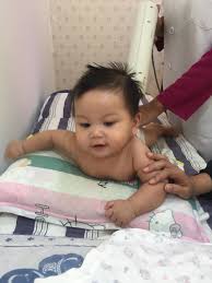 Akibat terbatasnya fasilitas inkubator, tidak jarang satu inkubator ditempati lebih dari satu bayi. Welcome To My Diaries Therapy Sonotron Bantu Buang Kahak