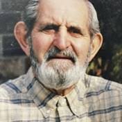 Sandy Deboer's Instagram, Twitter & Facebook