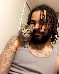 bman.333 • Threads, Say more