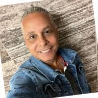 Mark Doud's Instagram, Twitter & Facebook