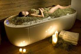 I Benefici Dei Bagni Di Fieno Movimento Sano Fieno Bagno Sauna