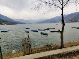File:Beautiful view of fewa lake located in pokhara, nepal.jpg - Wikimedia  Commons
