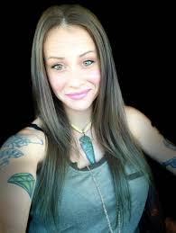 Ivy Tanner's Instagram, Twitter & Facebook