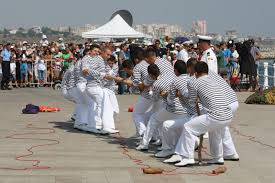 Forțele navale române celebrează, marți, ziua marinei, pe faleza din fața comandamentului flotei din constanța cu un exercițiu militar deschis publicului, în primăria constanța recomandă constănțenilor și turiștilor care participă la evenimentele organizate cu ocazia zilei marinei române să utilizeze cu. Ultimele PregÄƒtiri Pentru Ziua Marinei Ce ManifestÄƒri Au Loc