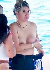 Wanda Nara's Nude Tits Out On The Open Ocean - Unforgettable Sight