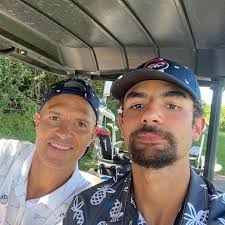 Steve Elias (@elifreeze) • Instagram photos and videos