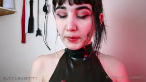 Miss Vera Violette aka Dominatrixvera OnlyFans - Lipgloss + spit bubbles  (full length $5 8min) - Fetish-themed Porn video available for online  streaming on x-fetish.tube