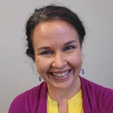 Tracie Simons's Instagram, Twitter & Facebook