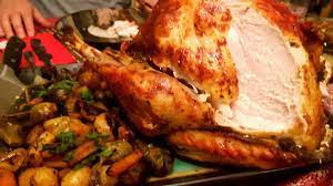 Mettre la dinde dans le four froid puis mettre sur 120°c pendant 1 heure. Comment Realiser Dinde Rotie Farcie Au Four Recette Reussie A 100 La Dinde De Noel Youtube