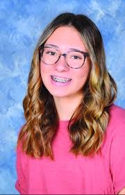 Kelli Winters's Instagram, Twitter & Facebook