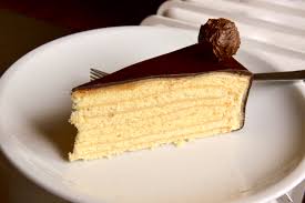 Zutaten 300 ml schlagsahne 1 dose (400 g) gesüßte kondensmilch 1 tl löslicher kaffee (z. Herrentorte Wikipedia