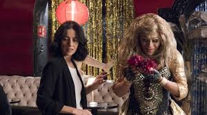 Öne çıkan dizi ve filmler. El Cabaret De La Casa De Las Flores Abre Sus Puertas