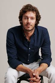 Adam Brody From The Oc Says Fame Was Different Pre Social Media Adam Brody Young Celebrities The Oc