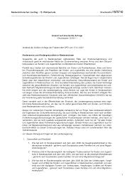 Es werden fragen zur schule, gesundheit und zur familiensituation. 2