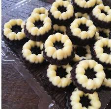 Kuih seri muka puteri salat kue talam ketan pandan. Buat Sendiri 3 Versi Puteri Ayu Yang Senang Ni