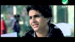 توفي والده عام 1939 بعد سنوات من الشلل، درس الطب وتخرج عام 1953 وتخصَّص في الأمراض. Ø³ÙŠØ¯ Ùˆ Ø±Ø§Ù†ÙŠØ§ ÙˆØ¢Ø®Ø±ÙˆÙ† Ù„Ù…Ø§Ø°Ø§ Ø§Ø´ØªÙ‡Ø± Ù‡Ø¤Ù„Ø§Ø¡ Ø§Ù„Ù…Ø·Ø±Ø¨ÙˆÙ† Ø«Ù… Ø§Ø®ØªÙÙˆØ§ Ø´Ø¨Ø§Ø¨ÙŠÙƒ