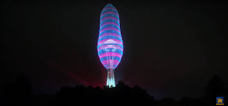 Considered to be an icon of the city and the pacific northwest, it has been designated a seattle landmark. The New Year S Eve Virtual Light Show At The Seattle Space Needle Was Highly Symbolic The Vigilant Citizen