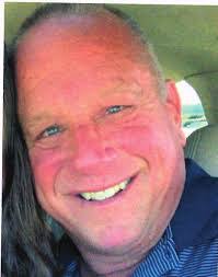 Nina Crowe's Instagram, Twitter & Facebook