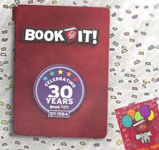 Free Pizza Hut Book It Program For Homeschoolers Free Pizza Every Month In 2020 Pizza Hut D Book Hut