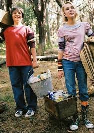 Jess And Leslie Working On The Treehouse Bridge To Terabithia Annasophia Robb Josh Hutcherson