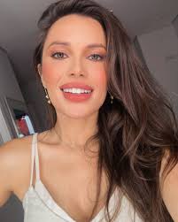 Rafaela Sandell (@rafaelasandell) • Instagram photos and videos