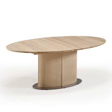 A table designed to give a social, warm yet visually lightweight table with a smooth oval shape for a larger number of people to dine in. Skovby Sm73 Oval Extending Dining Table At Smiths The Rink Harrogate