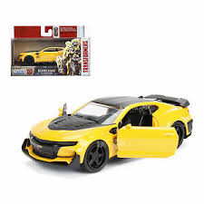 The history of the bumblebee and the camaro the very idea of transformers, a car that is equipped with the components to facilitate a transformation into something quite extraordinary, is such a perfect analogy to what we try to achieve at acs with our design, performance and oem experience, that it. Transformers 5 2016 Chevrolet Camaro Bumblebee Yellow 1 32 Model By Jada 98393 Ebay