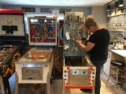 Arcade video game repair service. I Ain T Seen Nothing Like Her Meet N H S Pinball Wizard Mechanic New Hampshire Public Radio