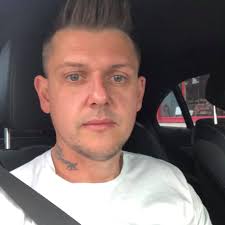 Why does essence glitch when picking up from tomb in COD Zombies?