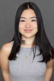 Carla Maeda's Instagram, Twitter & Facebook