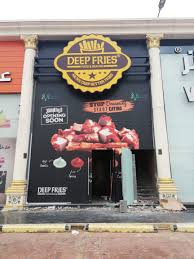 قريبا في مكة V Twitter قريبا في مكة فرعين جديدة لمطعم ديب فرايز المختص بتقديم البطاطس بالدجاج المقرمش فرع في الشرائع فرع في العوالي Https T Co Rzugnuvtpx