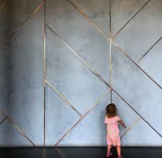 Goldene Stuckleisten Und Blaue Wand Golden Akzentwand Stuck Interior Wandgestaltung Trend 10 1k Post Wall Panel Design Accent Wall Bedroom Wall Design