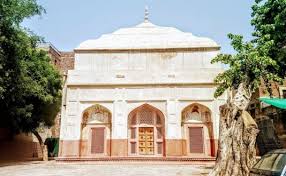 Princess Zaibun Nisa, the Obscure ...