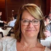 900+ "Miiller" profiles