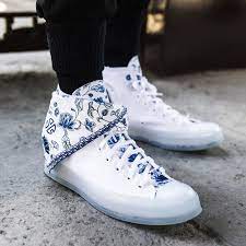 Being the premium chuck taylor, expect a heavier. Converse X Lay Zhang Yixing 2 0 Blue And White Porcelain 1970s Joint Jelly Bottom Square Scarf High Top Canvas Shoe Shopee Malaysia
