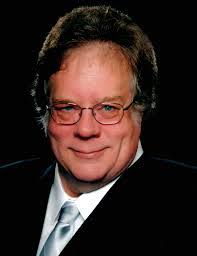 Robert Every's Instagram, Twitter & Facebook