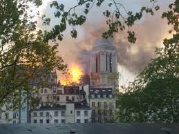 Secțiune transversală a catedralei notre dame de paris. Datei Incendie De Notre Dame De Paris 15 Avril 2019 13 Jpg Wikipedia