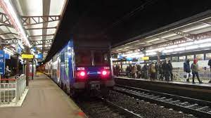 Le téléphone de la gare de melun n'est pas directement ouvert au public. Paris Z20500 Rer D Melun Direction Juvisy Jova Youtube
