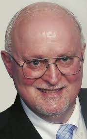 Colleen Burr's Instagram, Twitter & Facebook